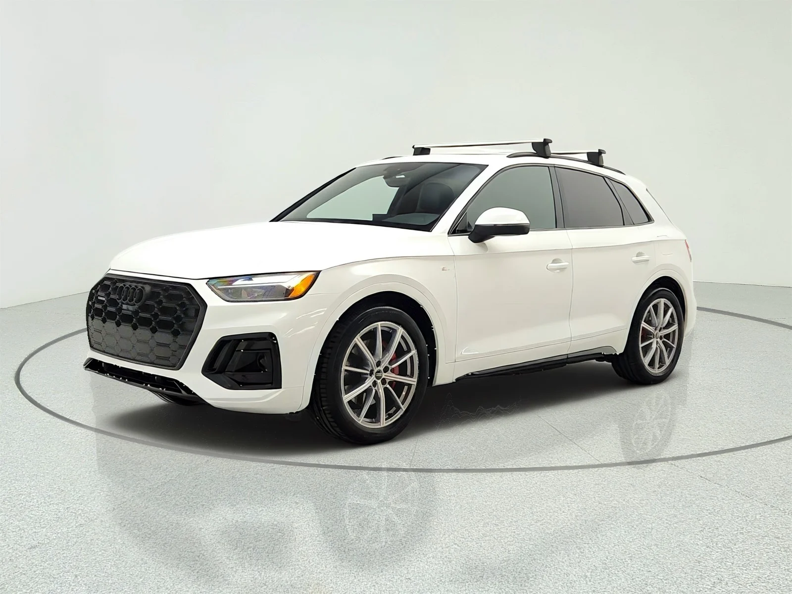 2024 Audi Q5 55 e Premium Plus's photo