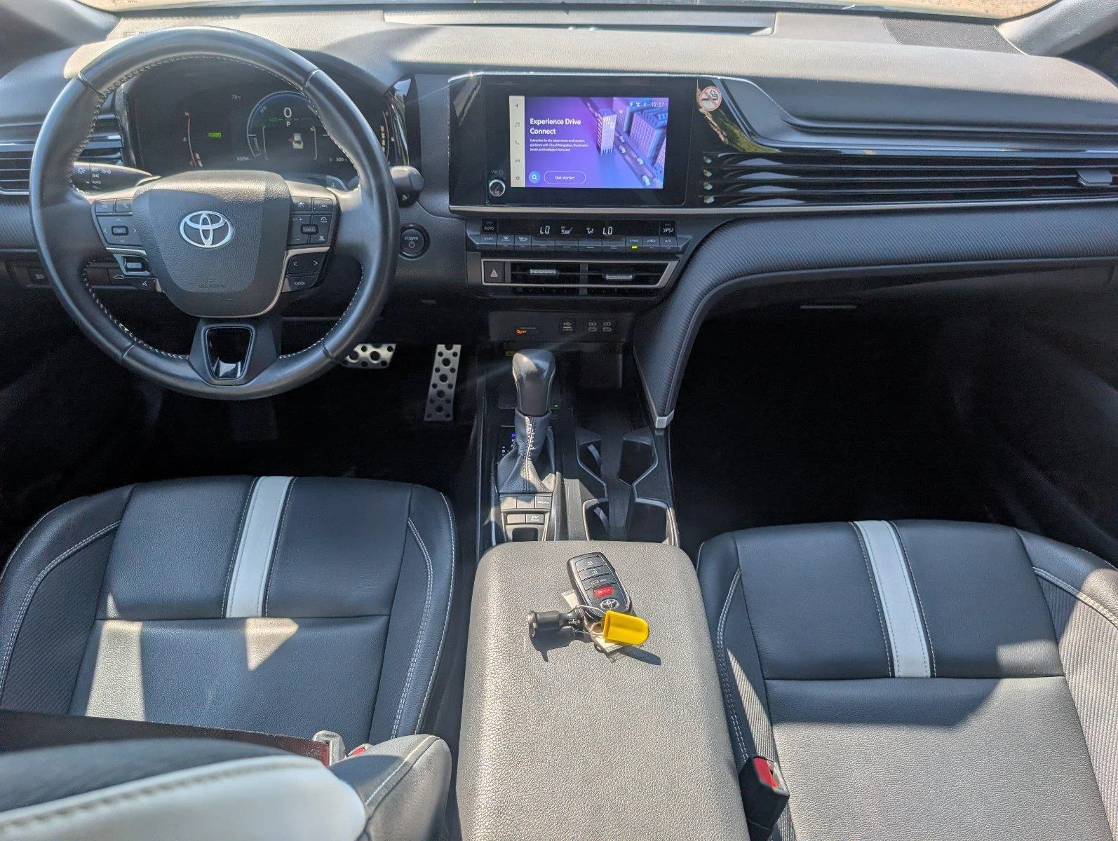 Used 2025 Midnight Black Metallic Toyota SE image 34