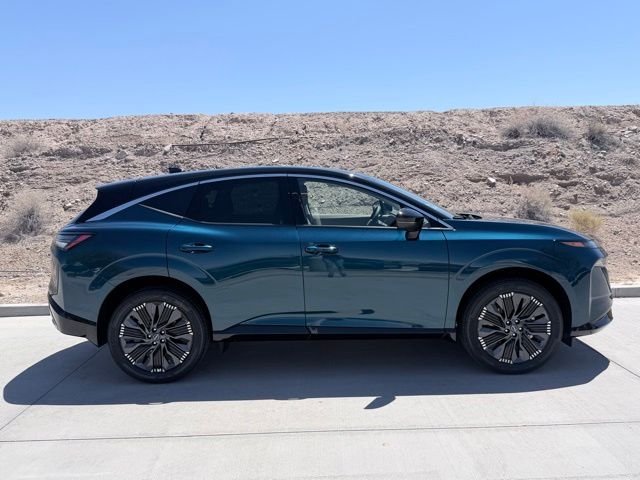 New 2026 Aurora Blue Pearl Metallic / Super Black Two-tone Nissan Platinum image 4