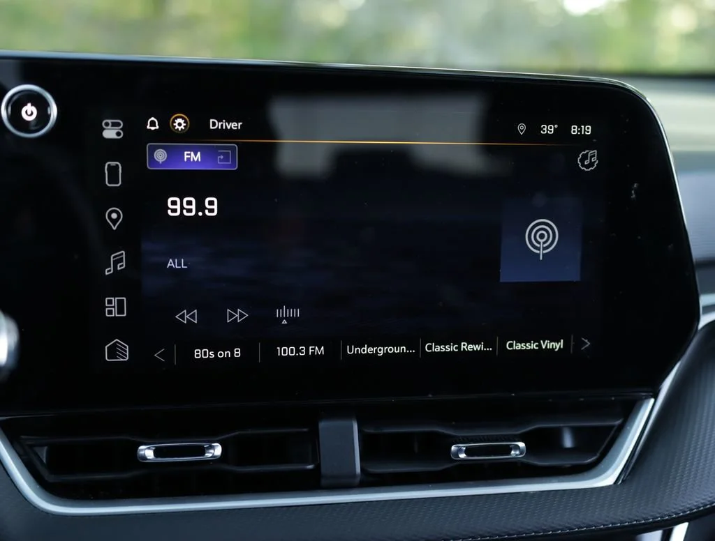 2025 Chevrolet Equinox LT - Photo 14