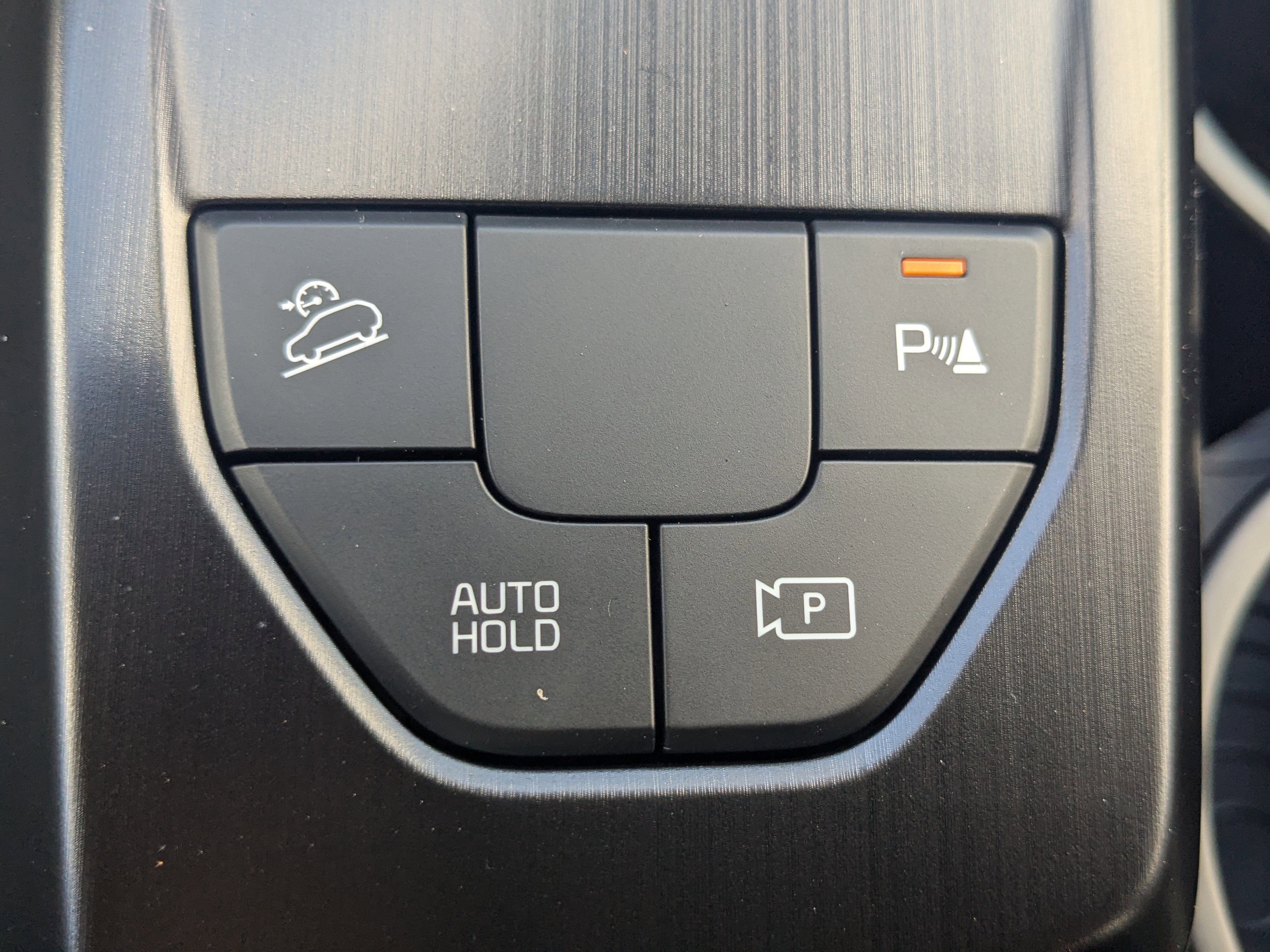 New 2026 Snow White Pearl Kia LX image 26