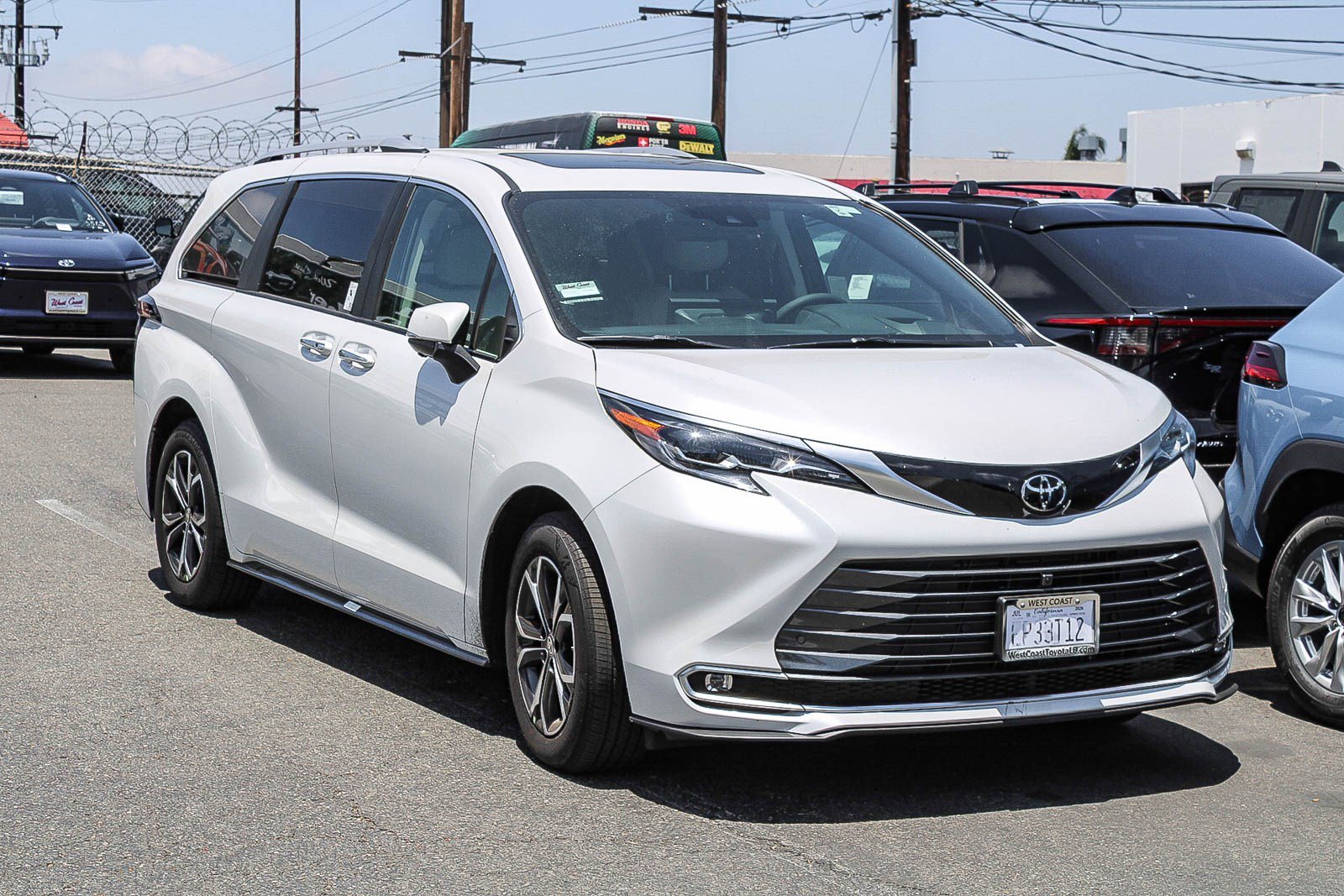 Certified Used 2026 Wind Chill Pearl Toyota Platinum image 25
