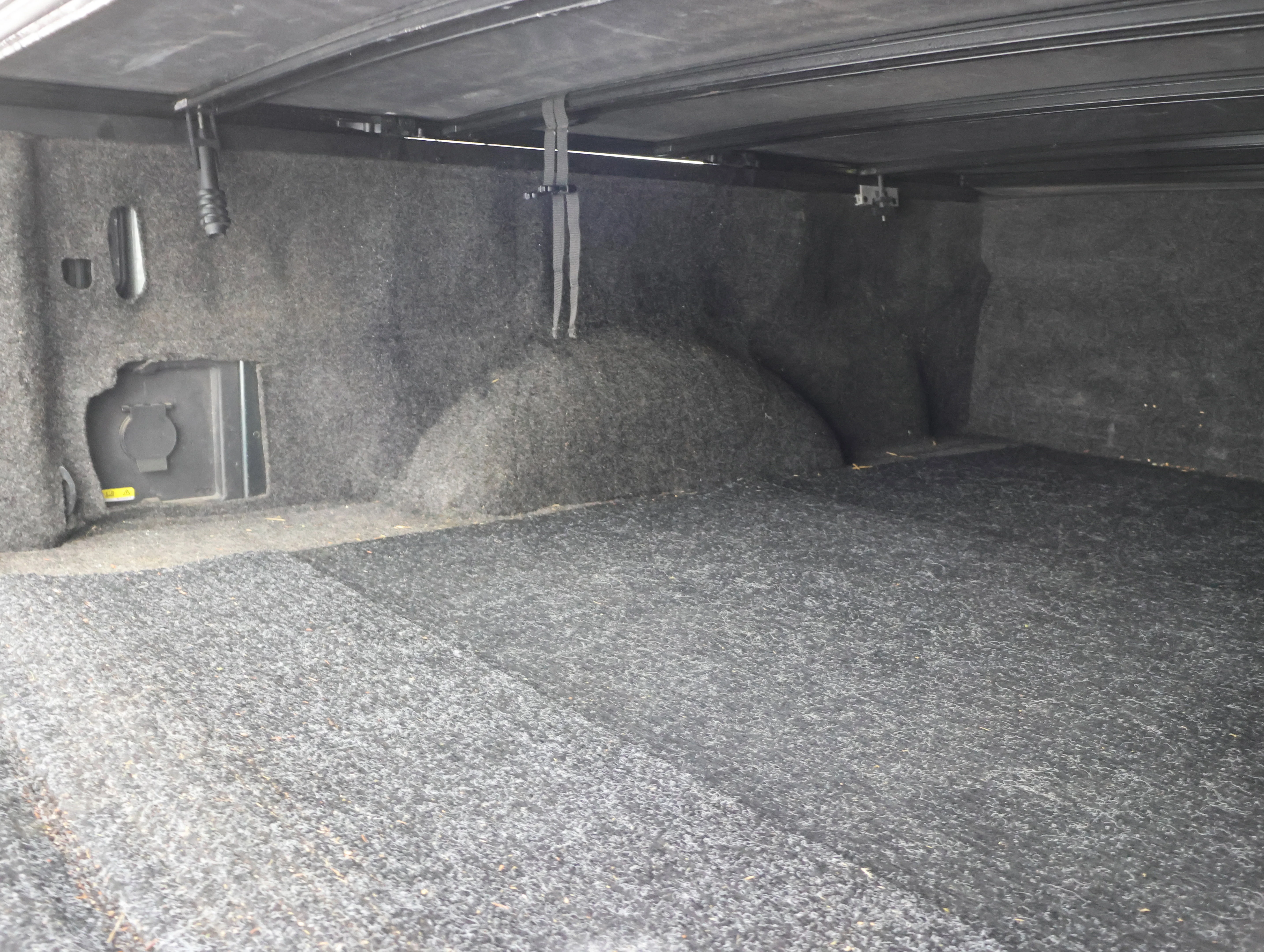 Used 2021 Guard Metallic Ford XLT image 5