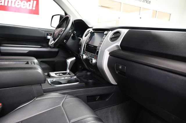Used 2020 Black Toyota SR5 image 15