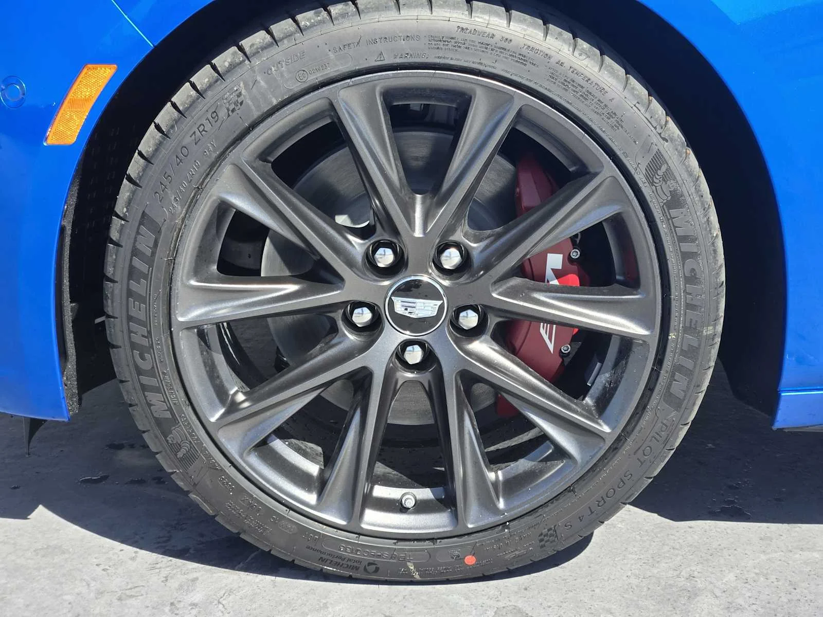 New 2026 Coastal Blue Metallic Cadillac V-Series image 7