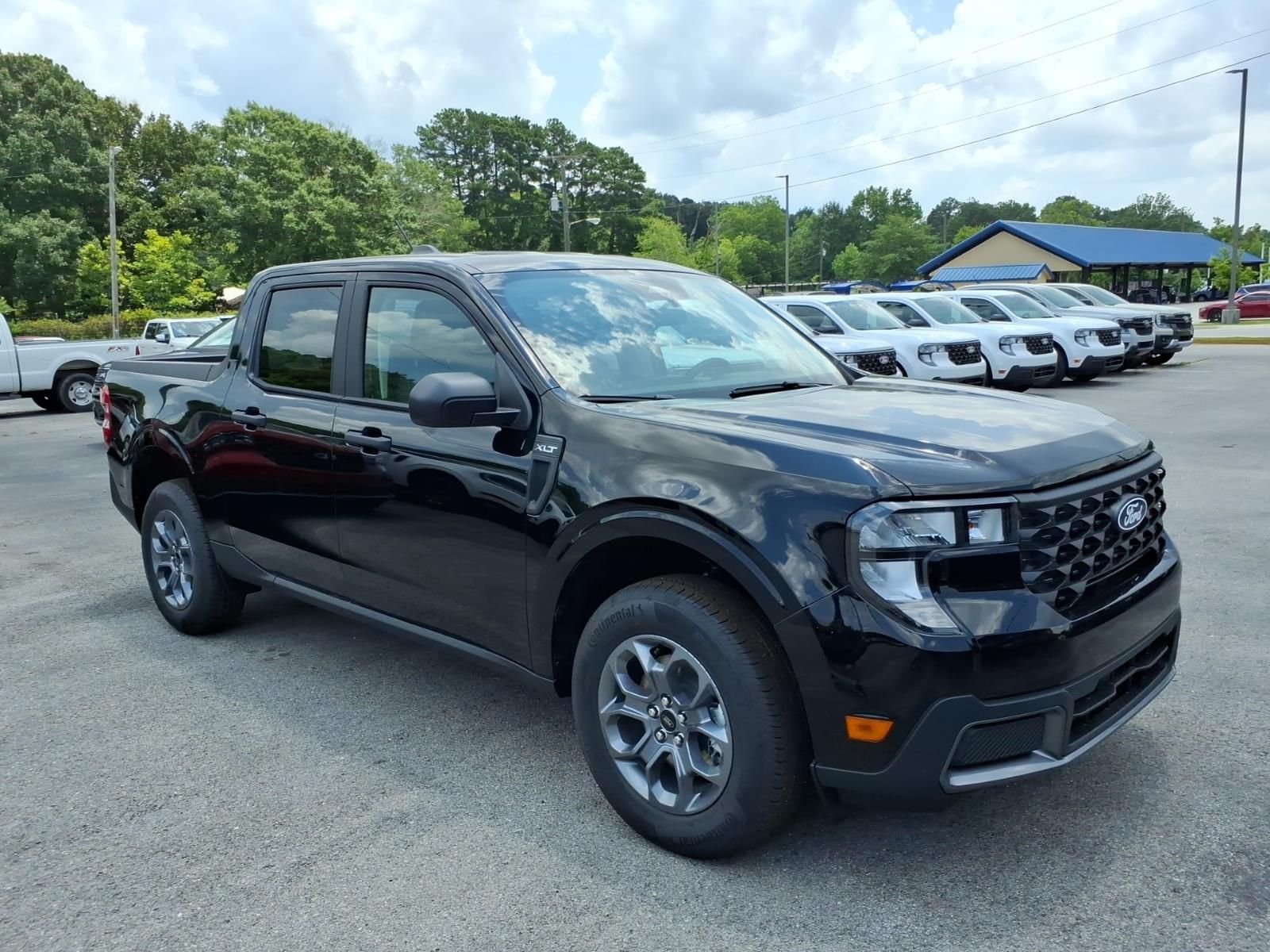 New 2026 Shadow Black Ford XLT image 6
