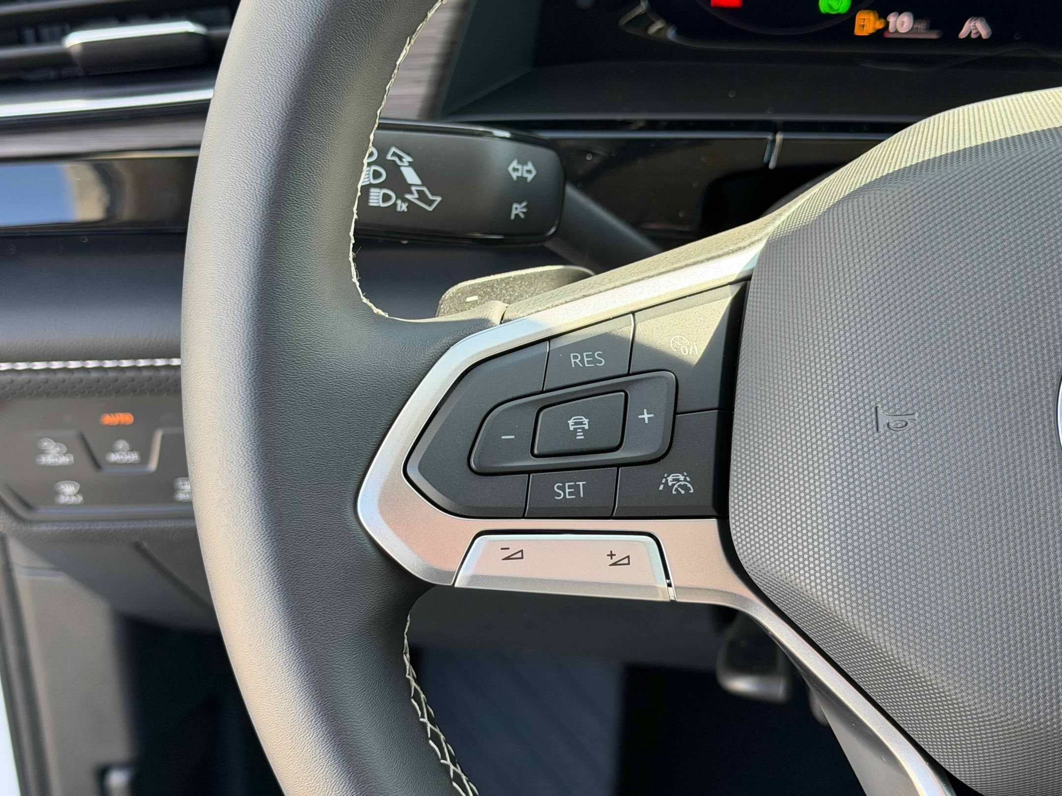New 2026 Opal White Volkswagen 2.0T SEL image 19