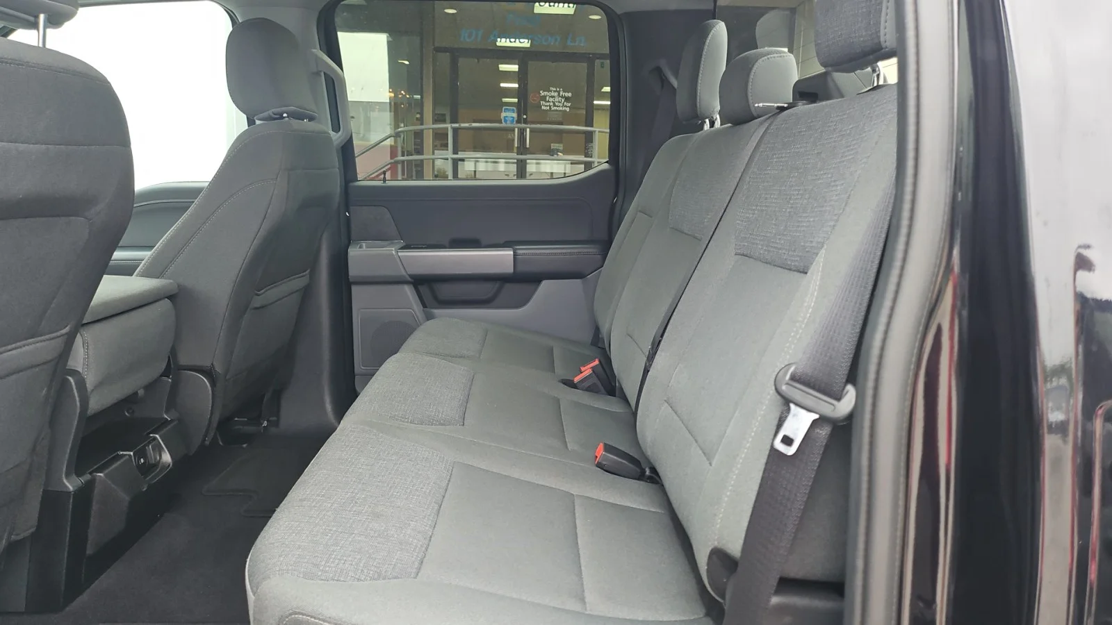 Used 2025 Agate Black Metallic Ford XLT 4WD image 13