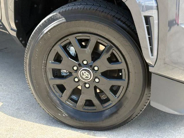Certified Used 2026 UNDERGROUND Toyota SR5 image 29