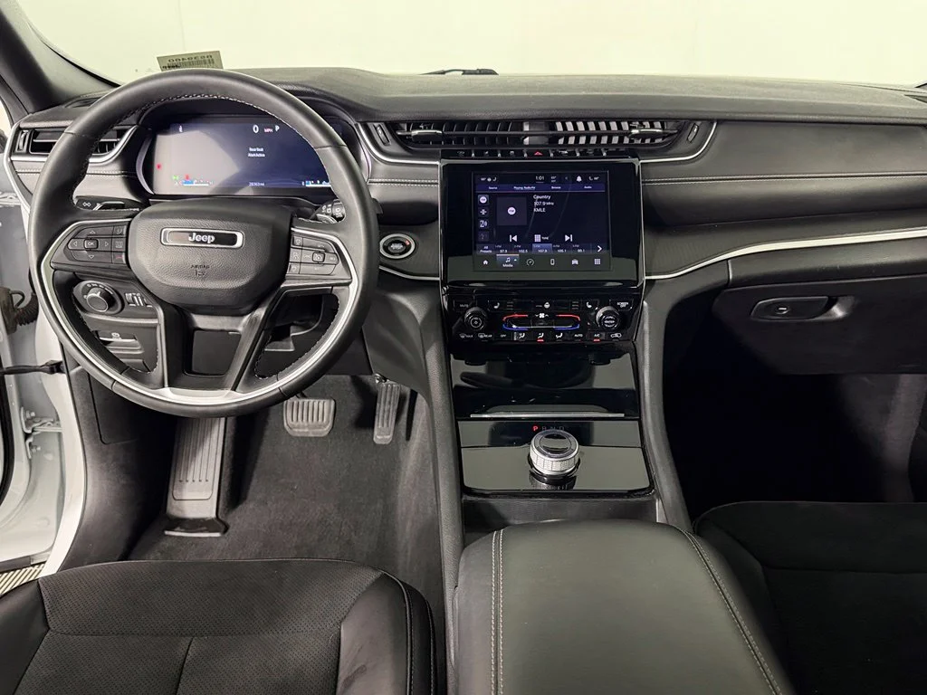 Used 2024 White Jeep Altitude X image 14