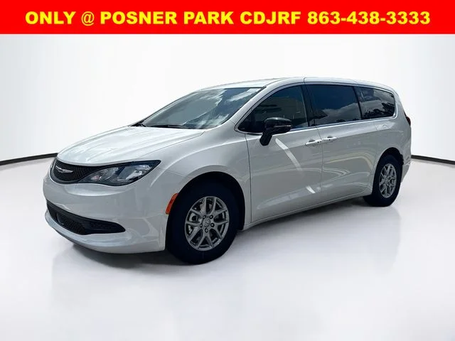 2026 Chrysler Voyager LX's photo