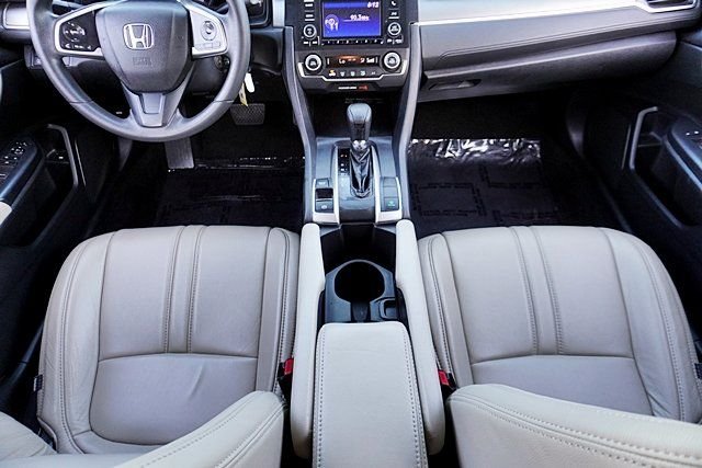 Used 2018 Purple Honda LX image 26