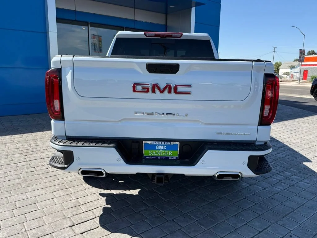 2026 GMC Sierra 1500 Denali - Photo 9