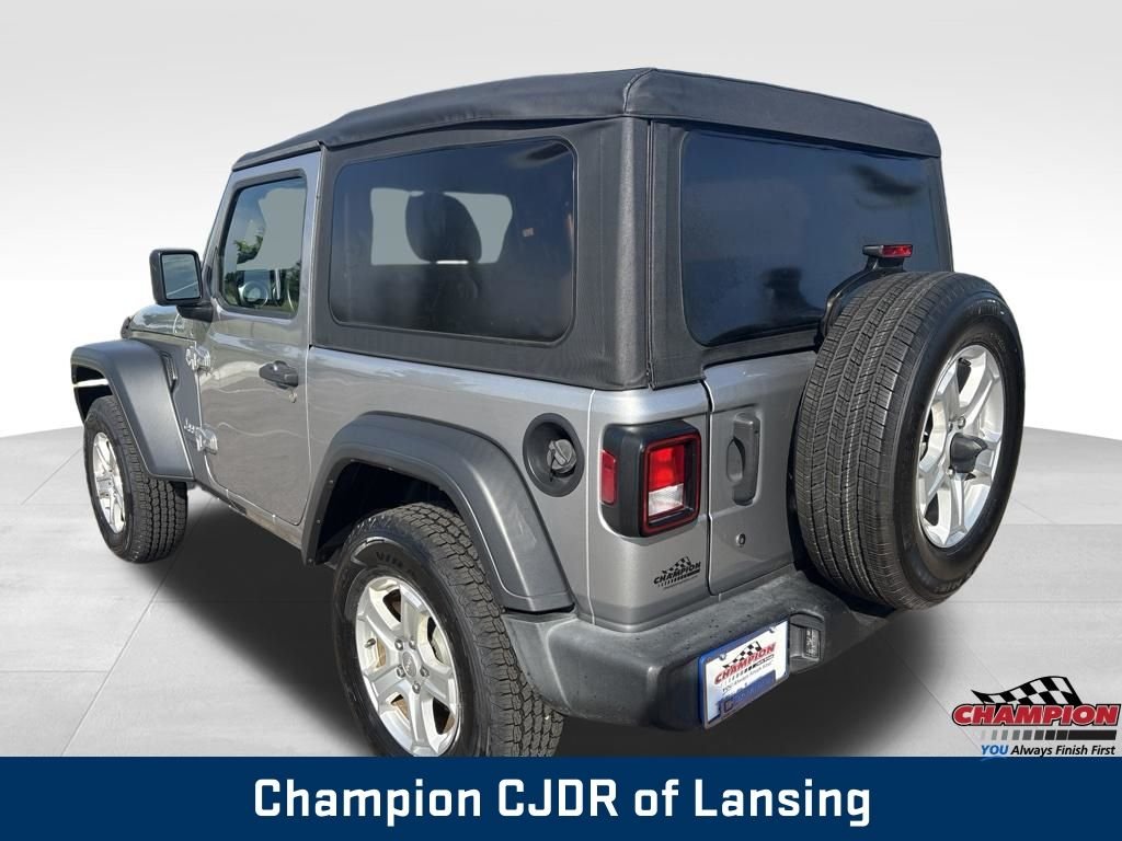 Used 2019 Silver Jeep Sport S image 5
