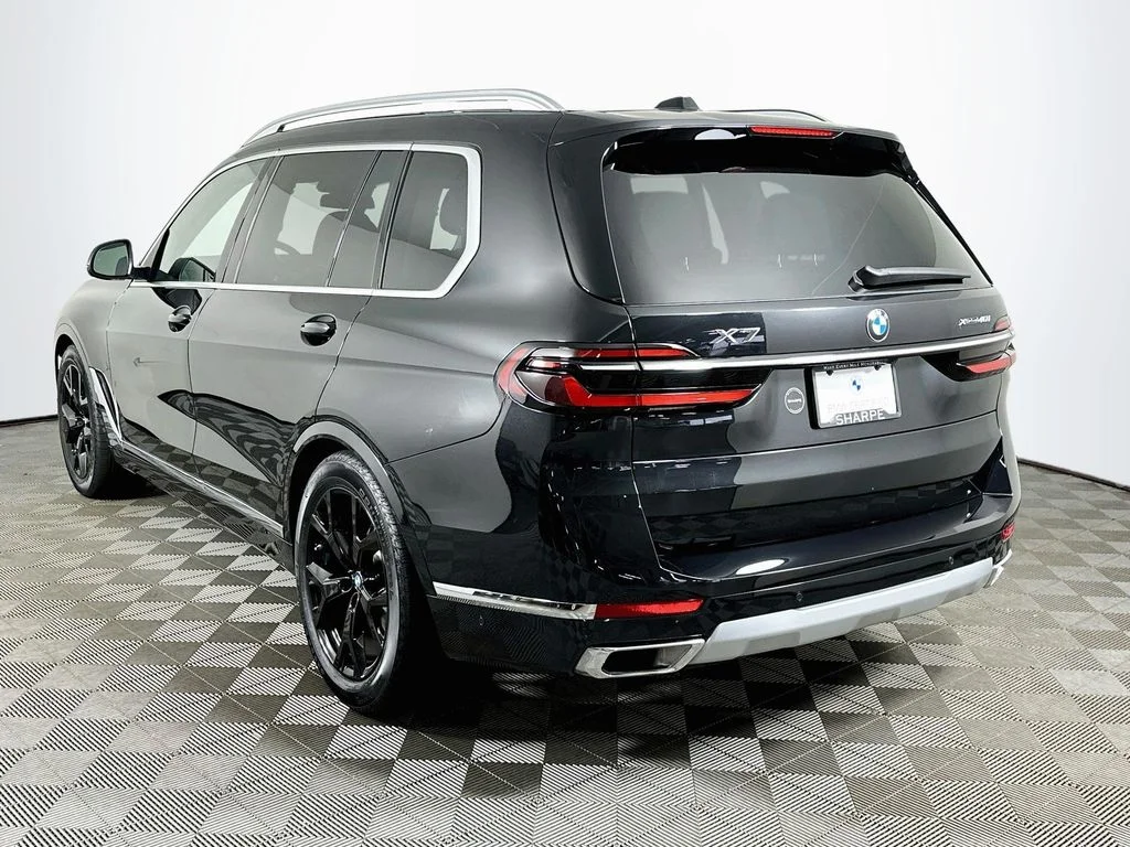 Used 2026 Black Sapphire Metallic BMW xDrive40i image 7