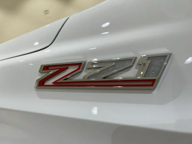 Used 2024 Summit White Chevrolet Z71 image 30