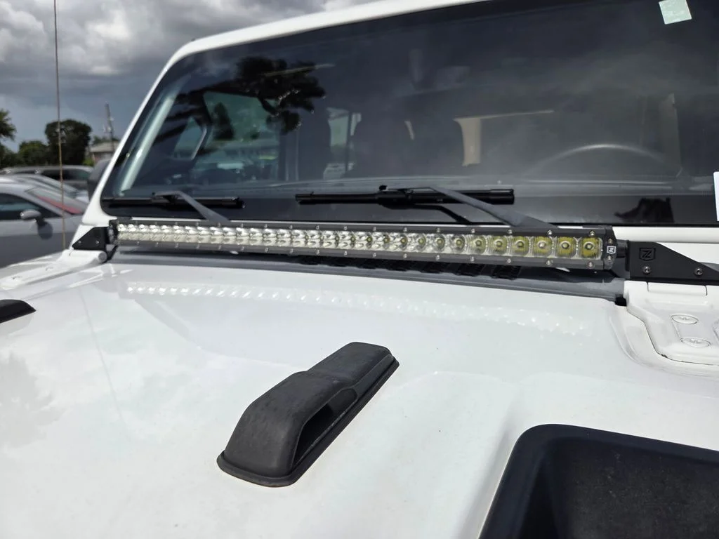 Used 2018 White Jeep Unlimited Rubicon image 14