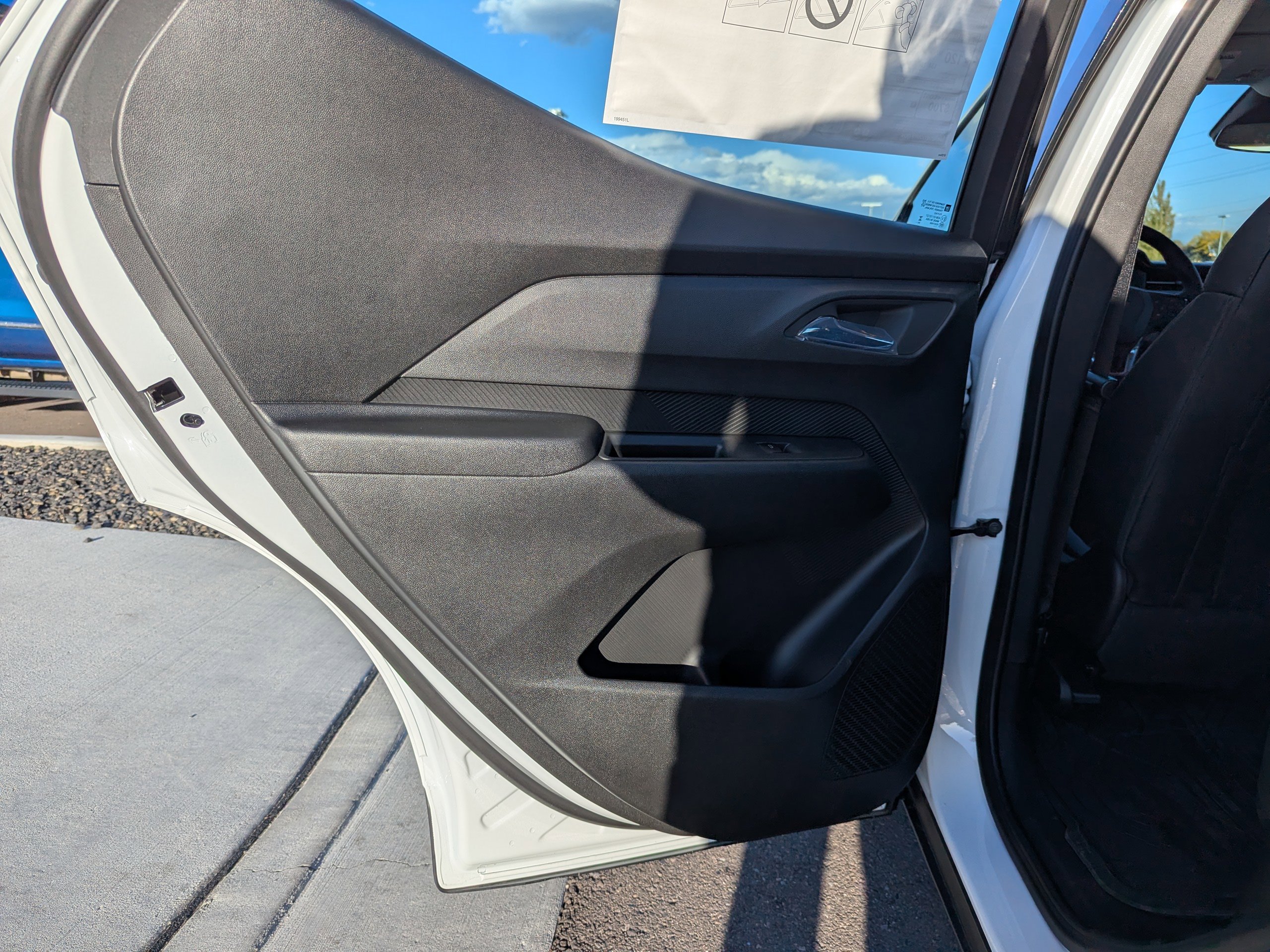 2027 Chevrolet Bolt RS - Photo 22