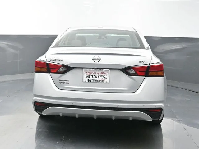 2024 Nissan Altima SV - Photo 6