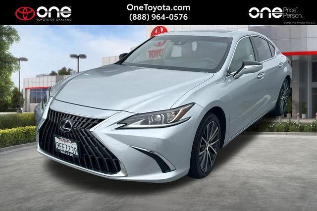 2023 Lexus ES 350 350's photo