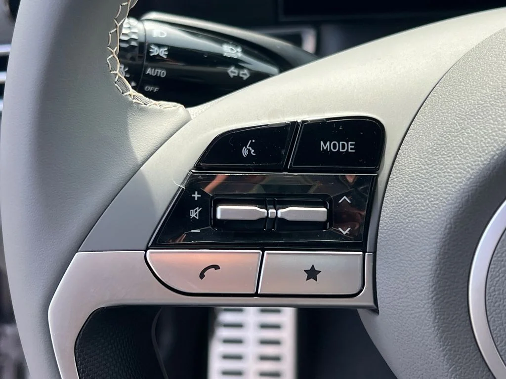 2025 Hyundai Elantra Blue - Photo 24
