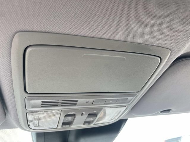 Used 2019 Modern Steel Metallic Honda Touring image 33