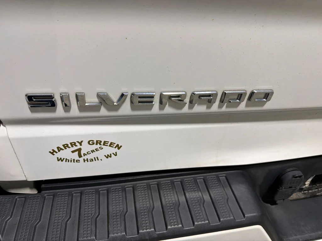 Used 2021 Summit White Chevrolet Custom image 8
