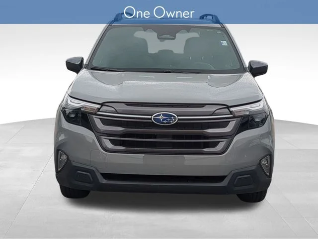 Used 2026 Beige Subaru Premium image 11