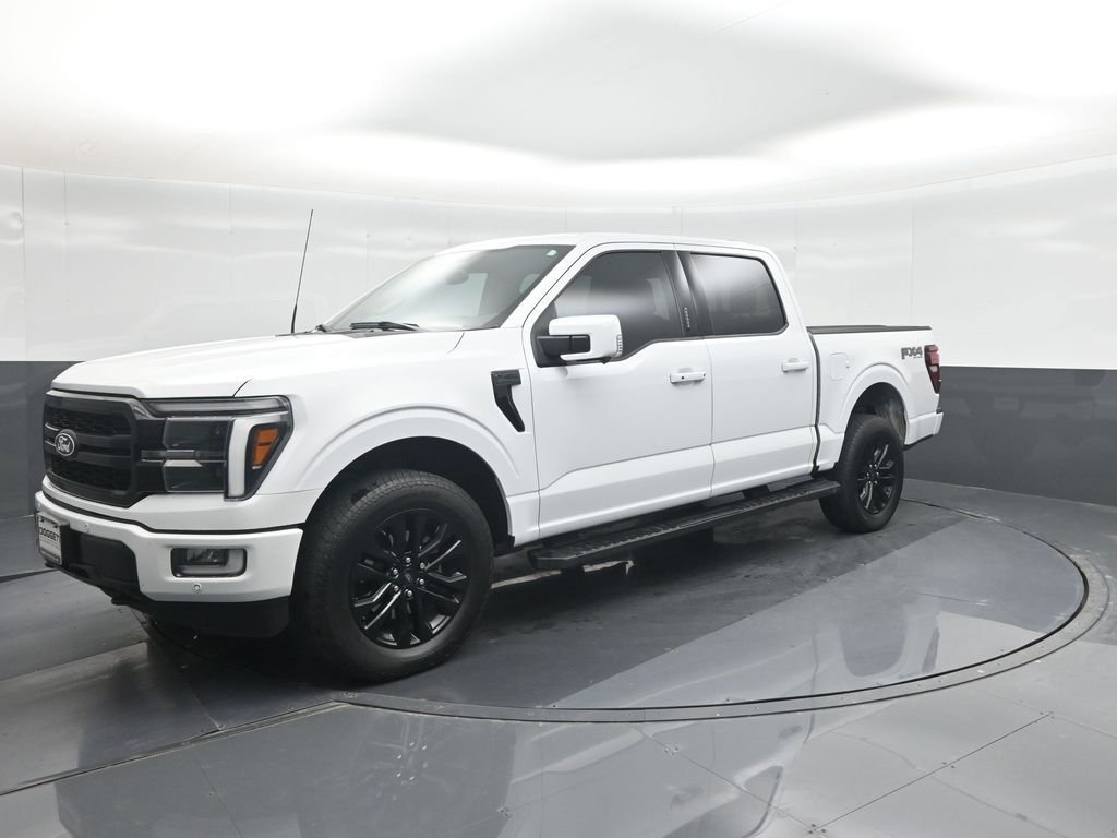 Used 2024 White Ford Lariat image 1
