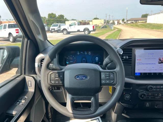 Used 2025 Black Ford XL image 28