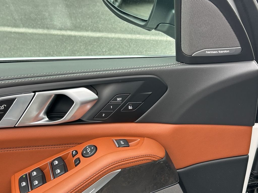 2026 BMW X5 50e - Photo 12