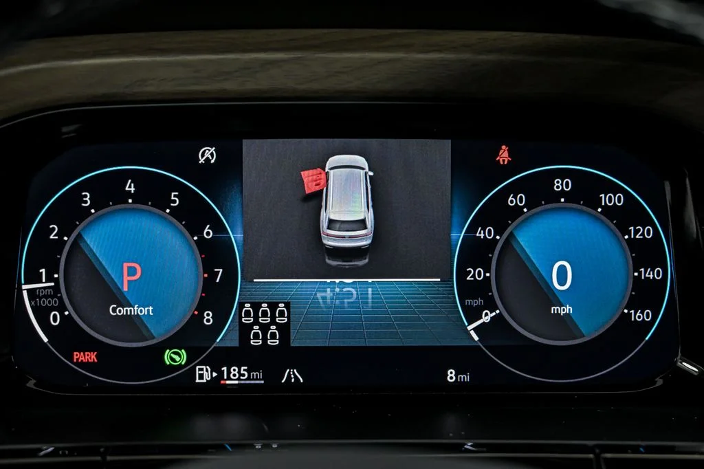 New 2026 Black Volkswagen 2.0T SE w/Technology image 11