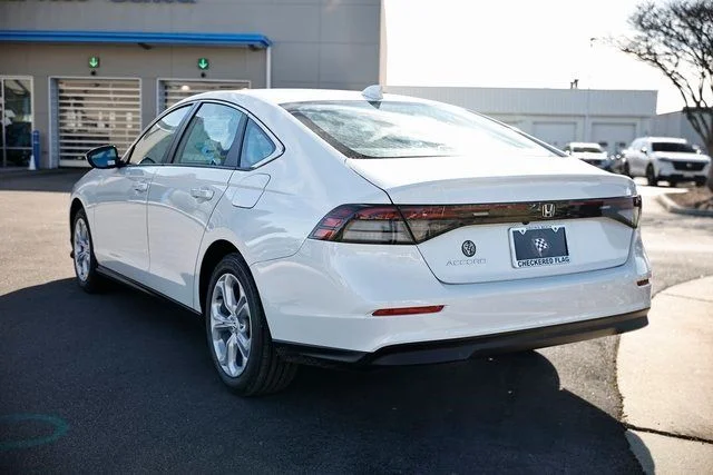 New 2026 Platinum White Honda LX image 6