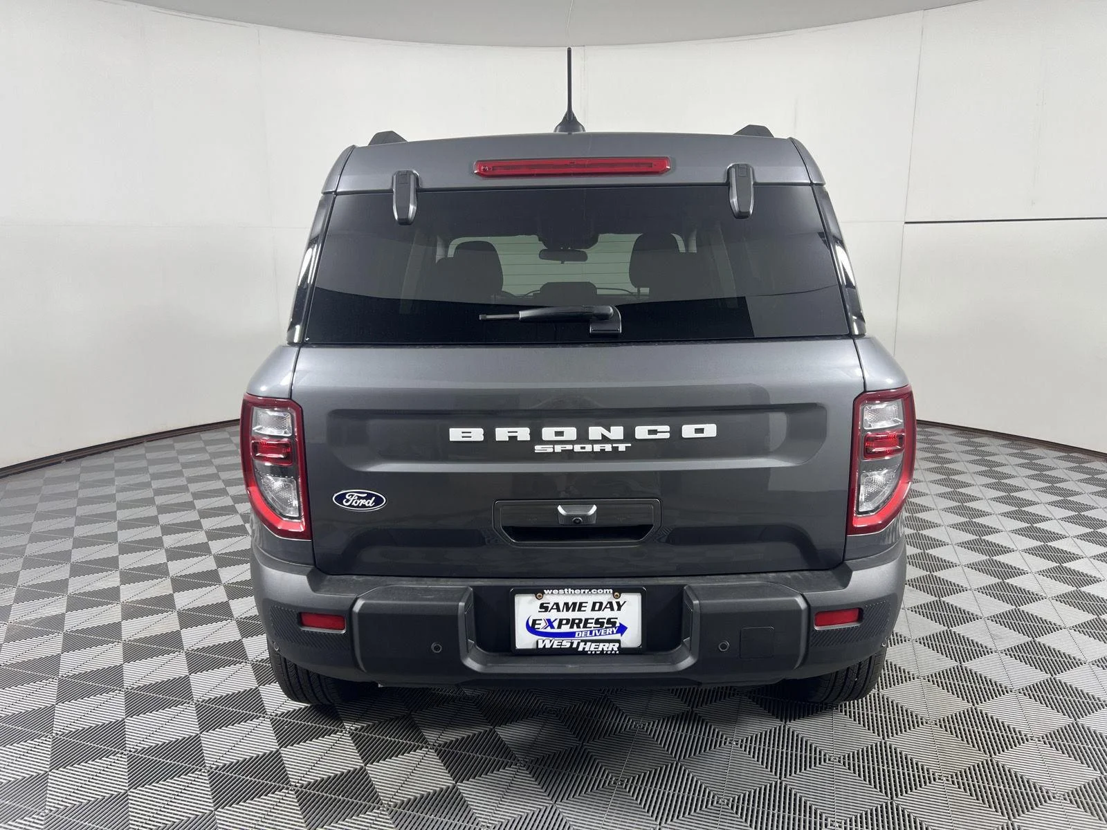 New 2026 Carbonized Gray Metallic Ford Big Bend® image 9