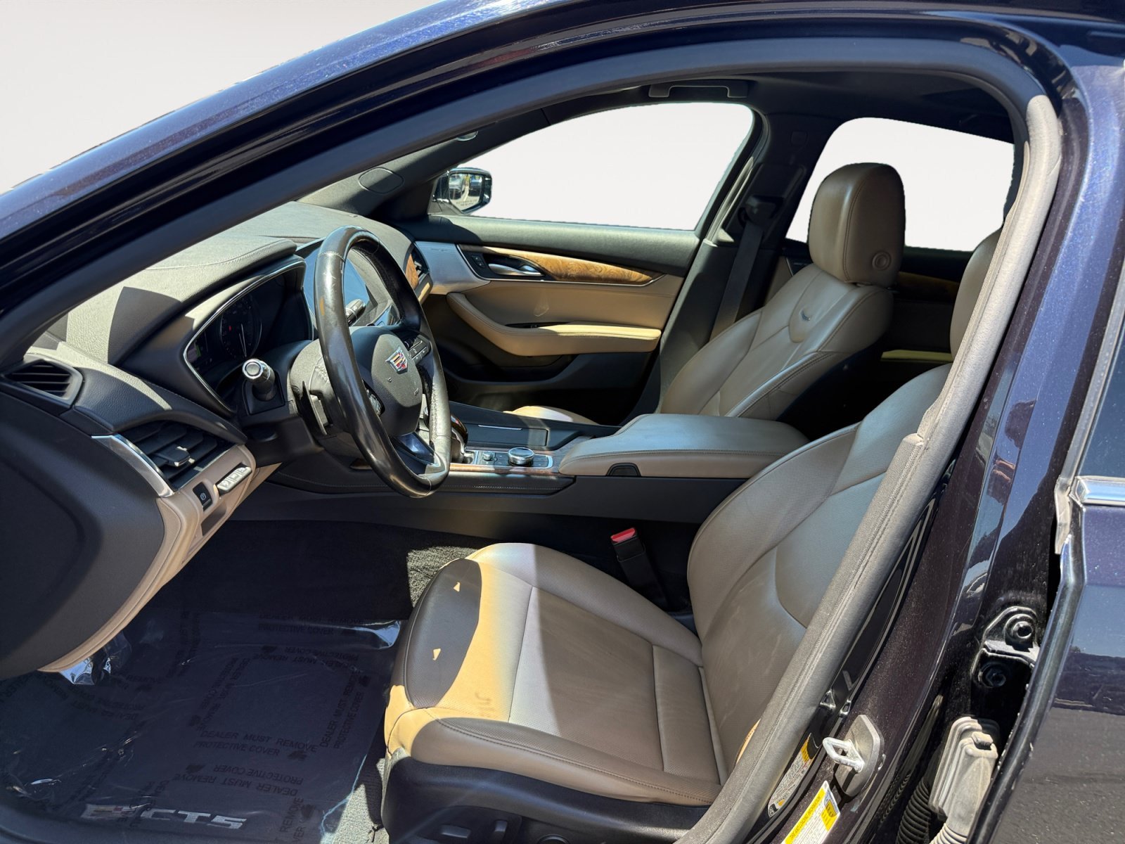 Used 2020 Dark Moon Metallic Cadillac Premium Luxury image 10