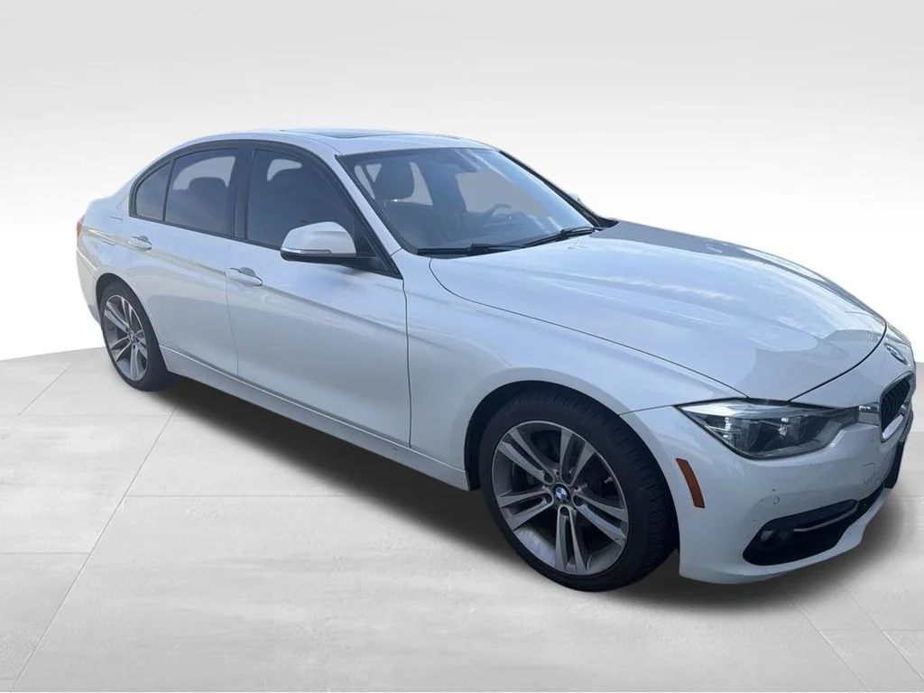 Used 2016 White Metallic BMW 328i xDrive image 20