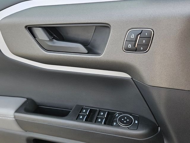 New 2025 Carbonized Gray Metallic Ford Badlands® image 29