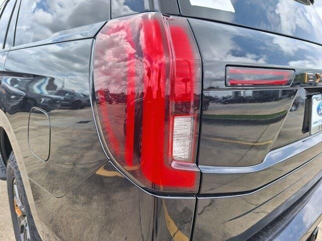 New 2026 Agate Black Metallic Ford Tremor® image 28