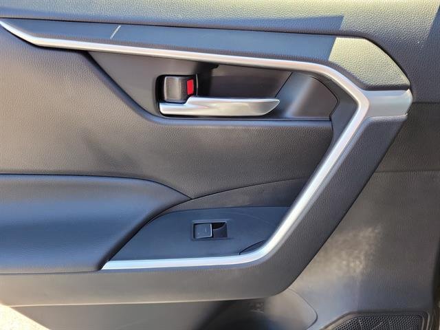 Certified Used 2024 MAGNETIC GRAY MET. Toyota  image 12