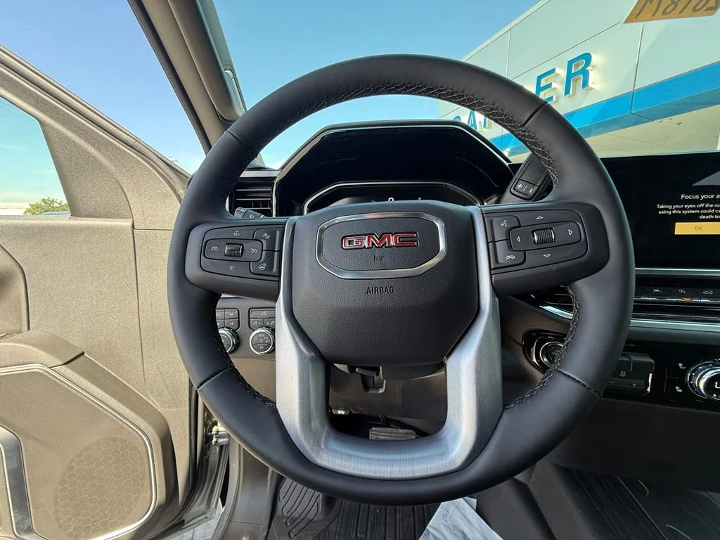 New 2026 Sterling Metallic GMC Elevation image 20