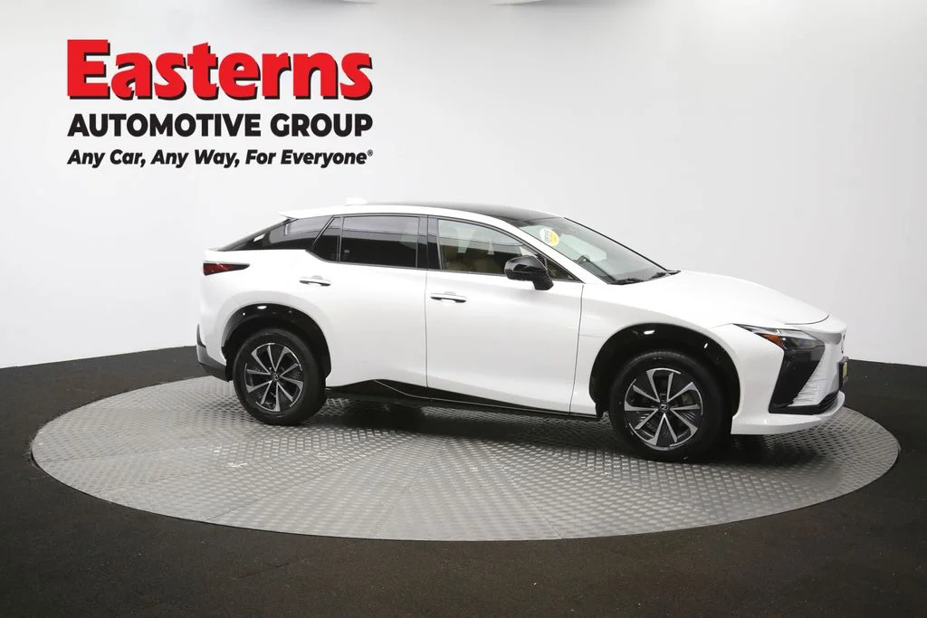 Used 2023 White Lexus 450e Premium image 48