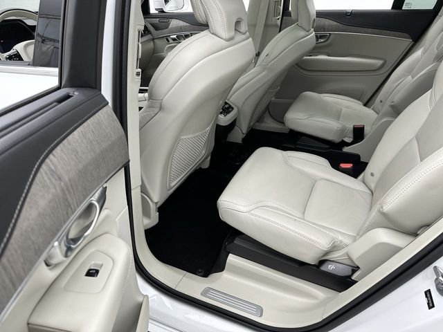 Used 2023 White Volvo Ultimate image 23