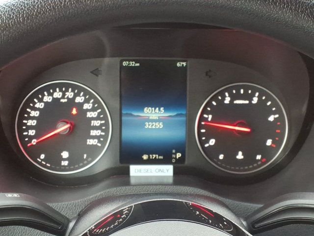 Used 2025 Arctic White Mercedes-Benz M2CA4S image 11
