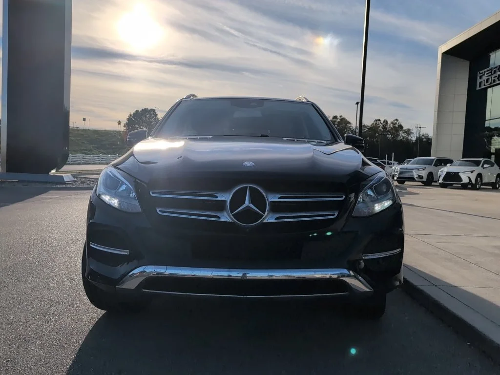Used 2017 Lunar Blue Metallic Mercedes-Benz GLE 350 image 9