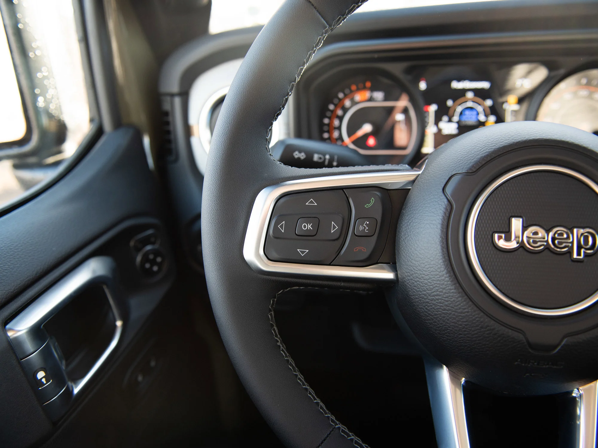 New 2026 41 Jeep Sahara* 4 Door , Remote Start, Heated Seats/Wheel, Adaptive Cruise image 12