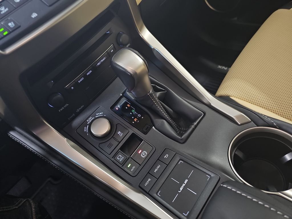 Used 2017 White Lexus 200t image 26