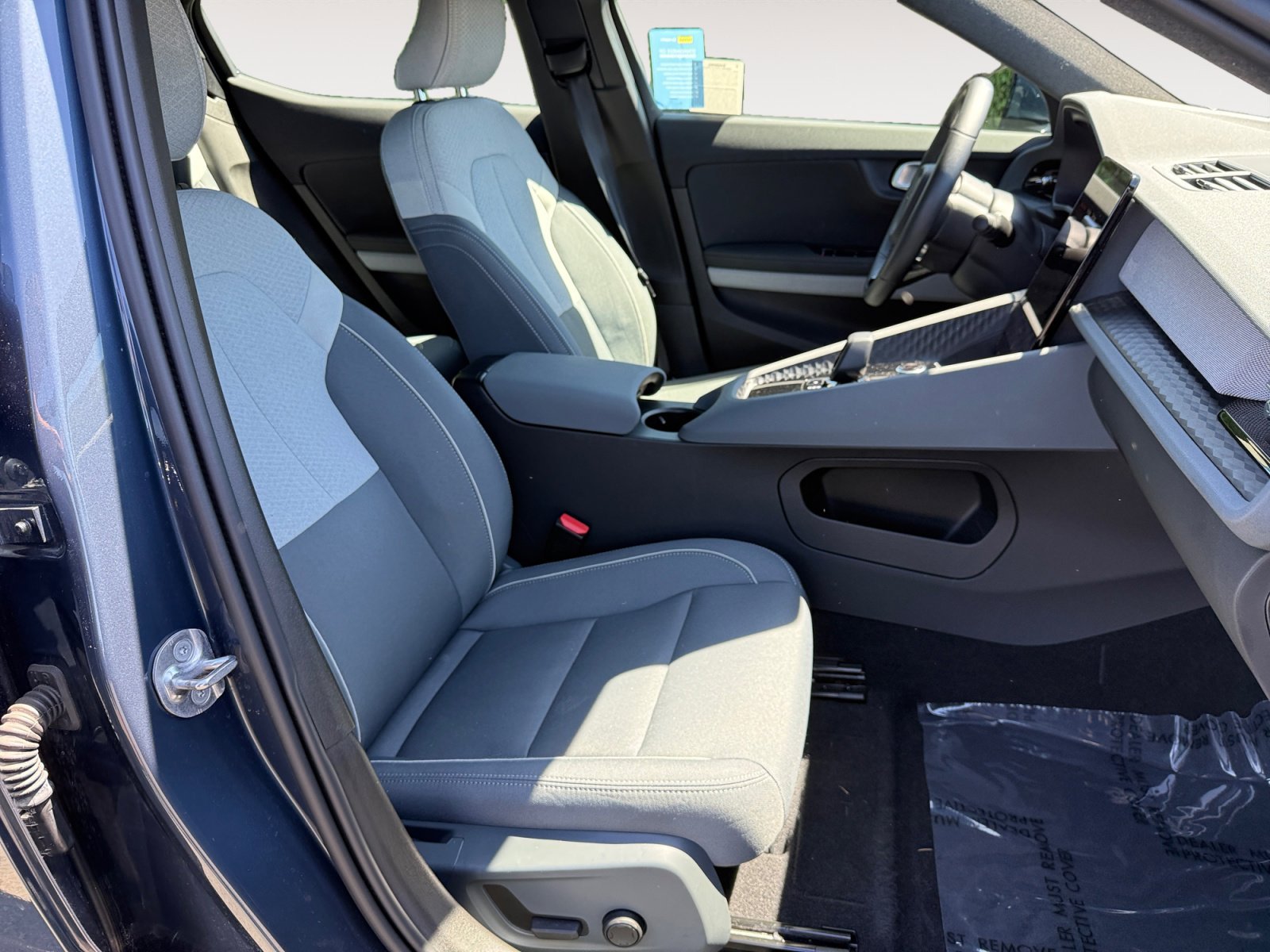 Used 2023 Midnight Metallic Polestar Long Range Dual Motor image 19