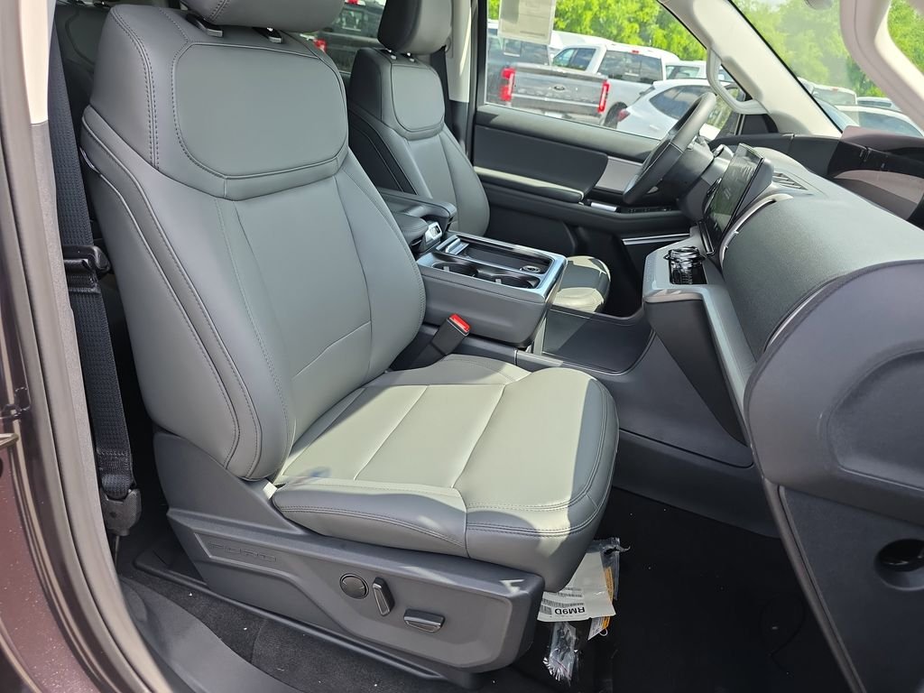 New 2026 Dark Matter Gray Metallic Ford Active image 38
