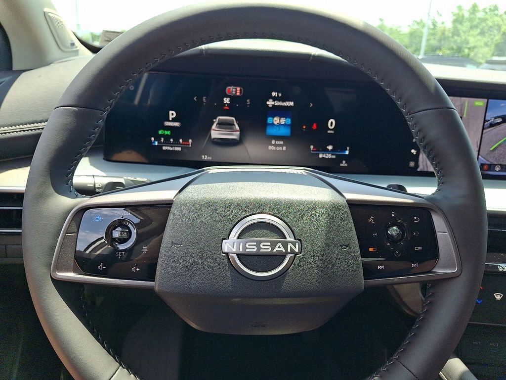 New 2026 Everest White Pearl TriCoat Nissan SL image 16
