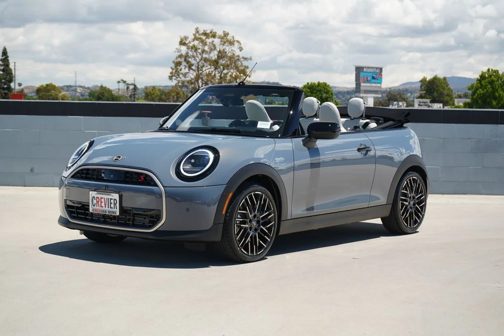 2026 MINI Convertible Cooper S's photo